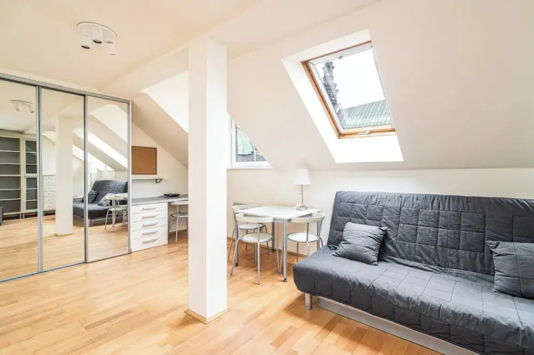 RentPlanet - Apartament Garbarska