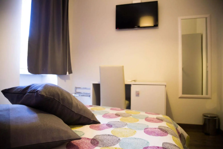 Modern BnB