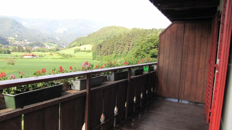 2 Bedrooms Double Basement Apartment