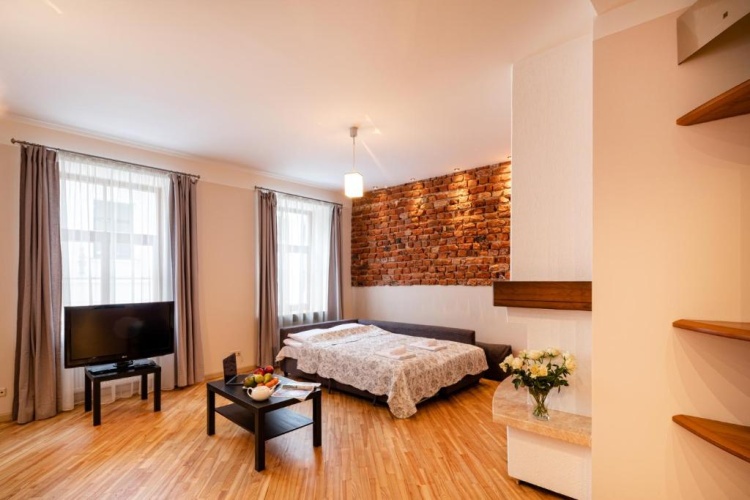 1 Bedroom Apartment