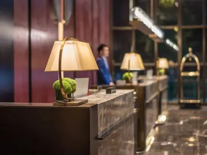 Mid-Level Hotel