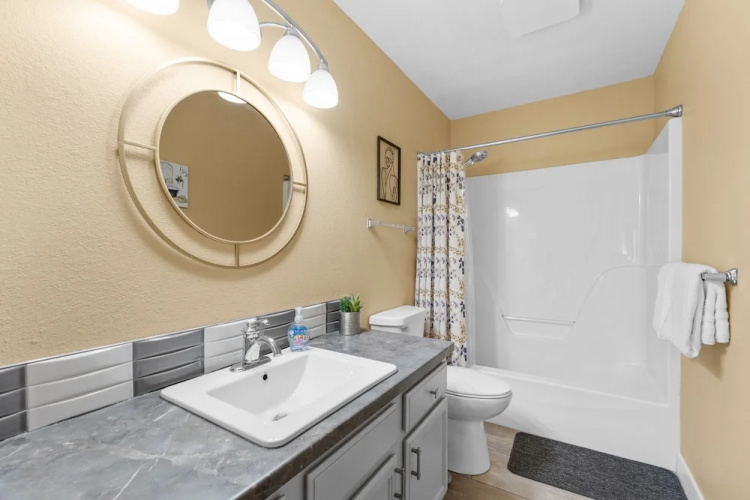 Harmony Hideaway 2 Bedroom Condo by RedAwning
