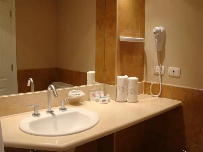 Quadruple Family Suite