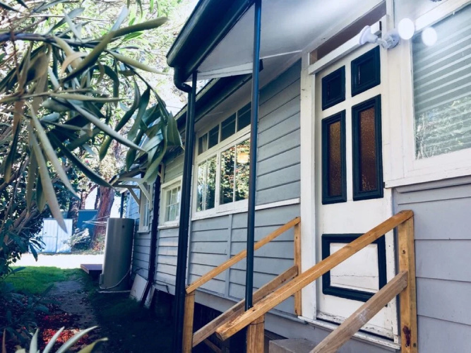 Comfy and Big Blue Cottage