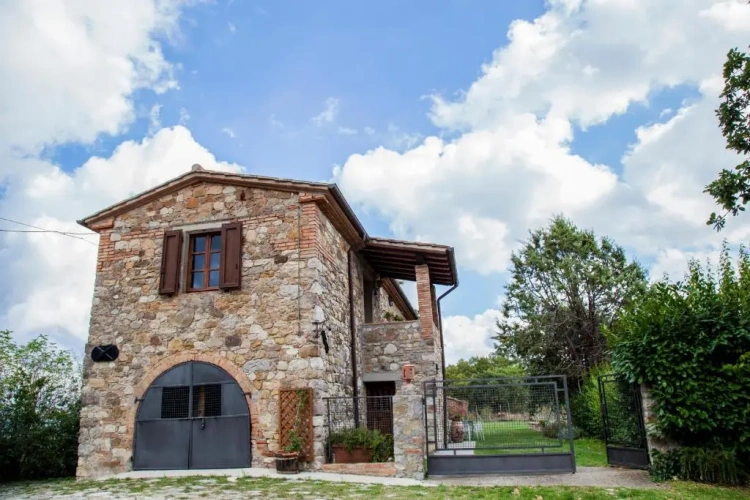2 Bedrooms Cottage