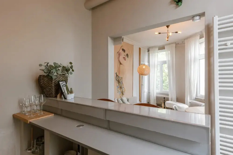 Cozy Apartment in Antwerps Shopping District