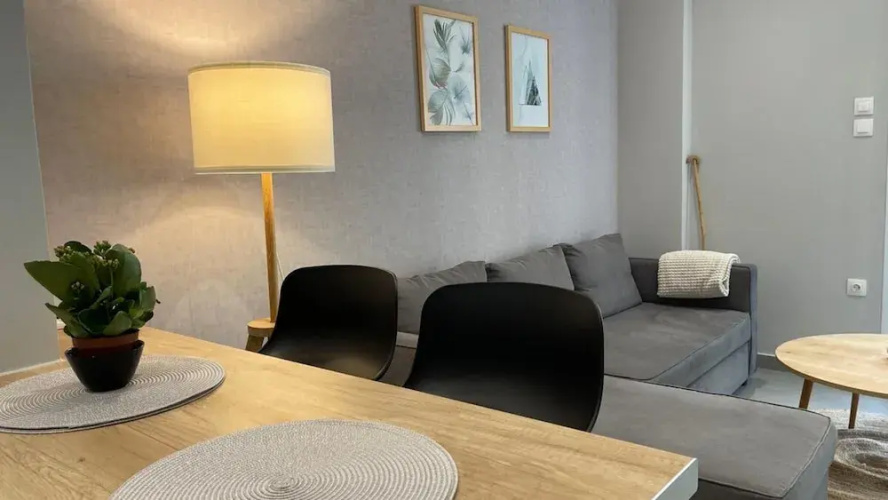 Eunoia Apartment - At062