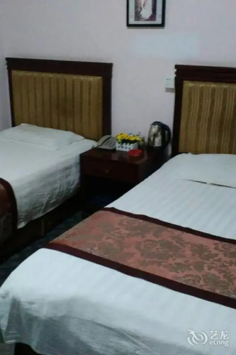 Shanghai Huazhouyuan Hotel