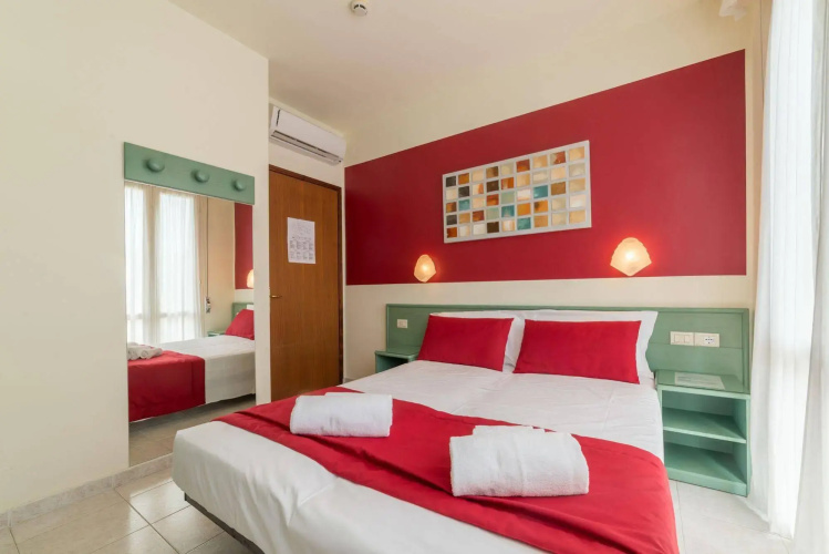 Hotel Airone