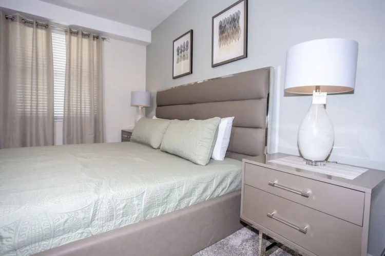 303 Apt Storey Lake 61595/62624