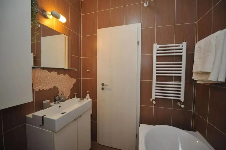 Excellent price for Bucharest group travelers