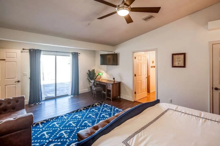 Guest rooms