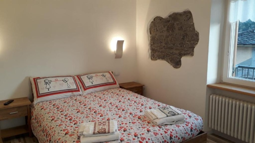 Standard Double room with lake view