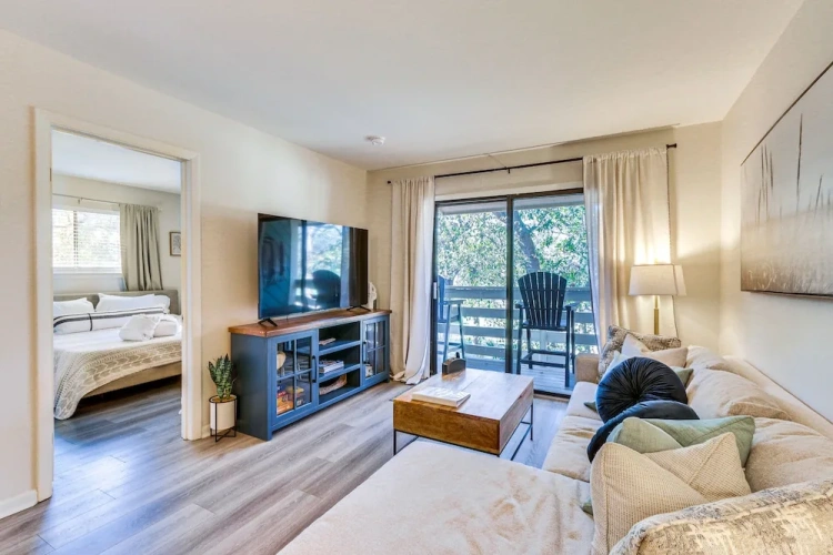 2 Bedrooms Apartment with balcony