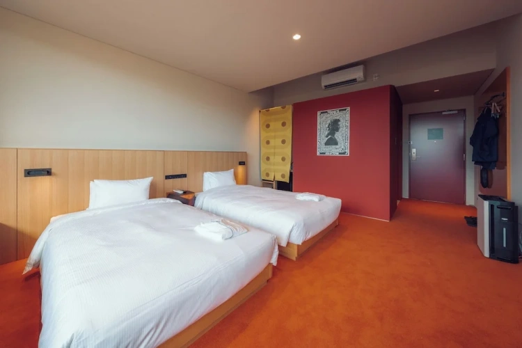 Standard Twin room