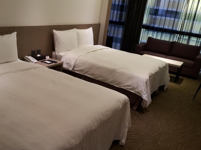 Economy Family room