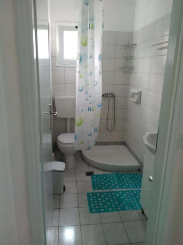 Falopa Apartments