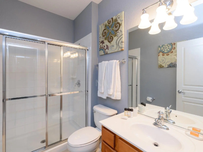 Villa 7773 Windsor Hills