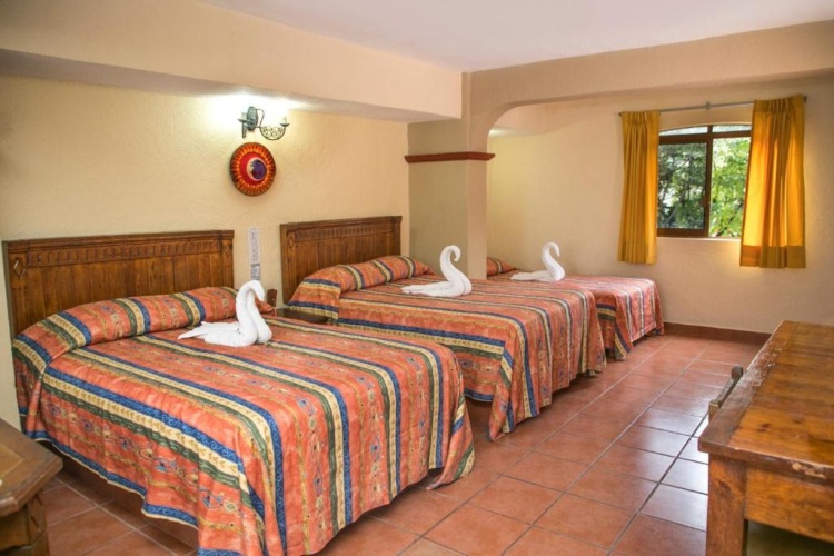 Standard Quadruple room