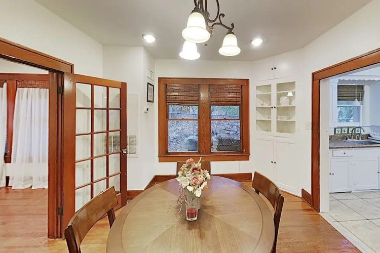 2BR Casa Travis Heights by RedAwning