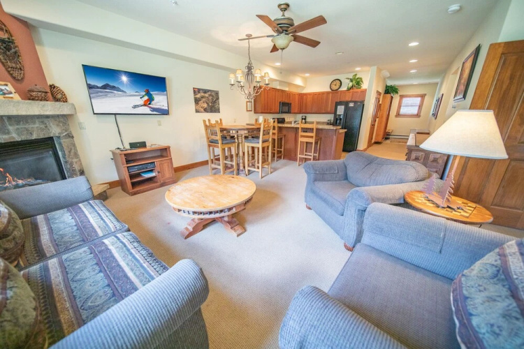 Red Hawk Townhomes 2352