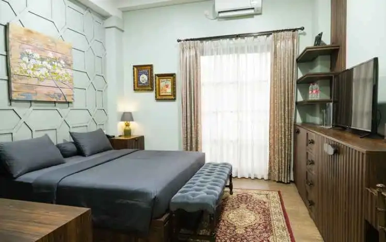 Guest rooms
