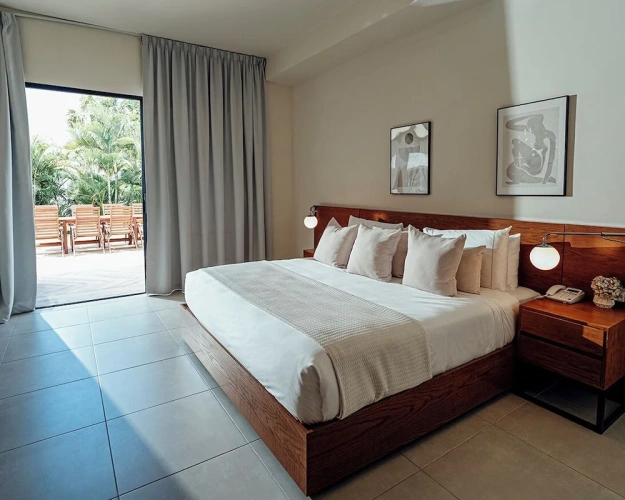 4 Bedrooms Luxury Villa with balcony
