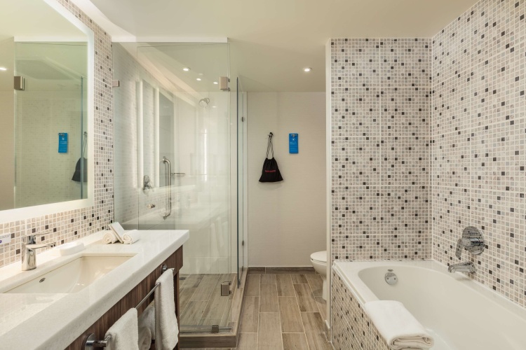 Hampton Inn by Hilton Tijuana photo 9