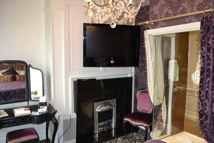 OYO The Townhouse