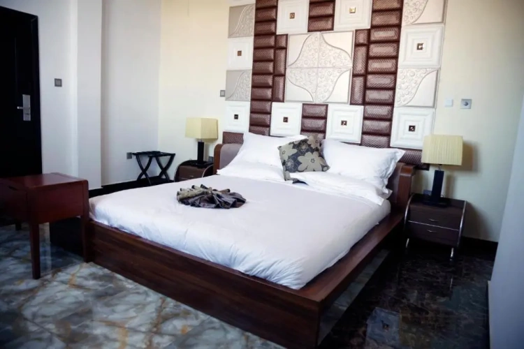 Deluxe Suite