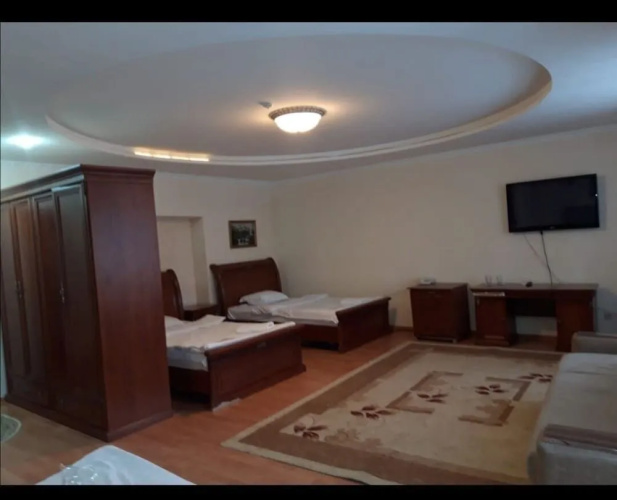 Azat Hotel
