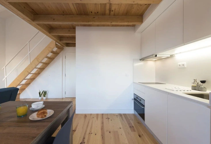 1 Bedroom Apartment with balcony and with city view