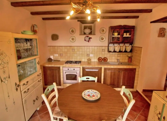5 Bedrooms Villa
