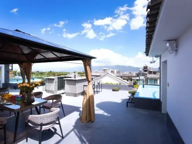 Flower Story Inn