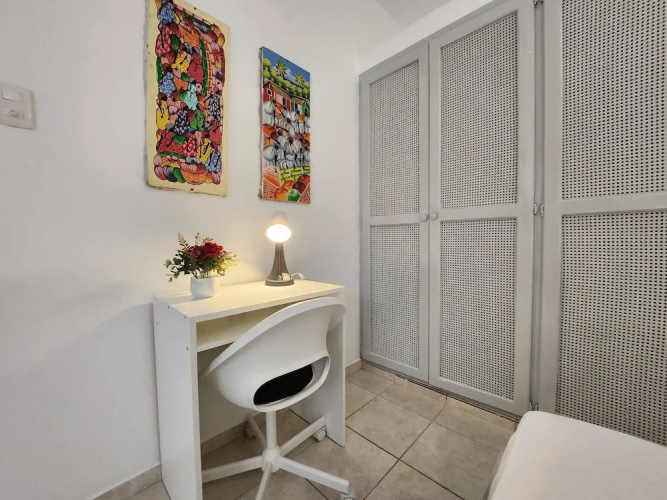 Secure 4-pers Apartment Close To The Beach