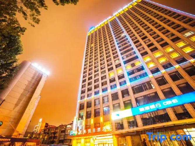 Merimee Holiday Hotel