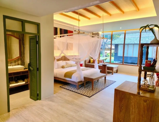 Deluxe room with balcony