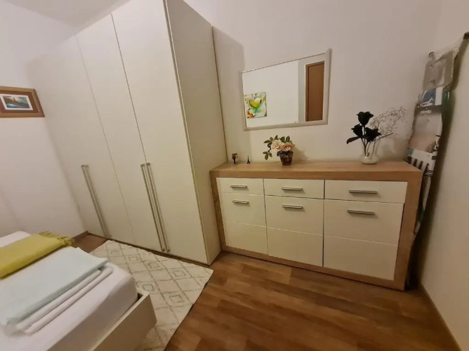 Apartment Bride's Rock
