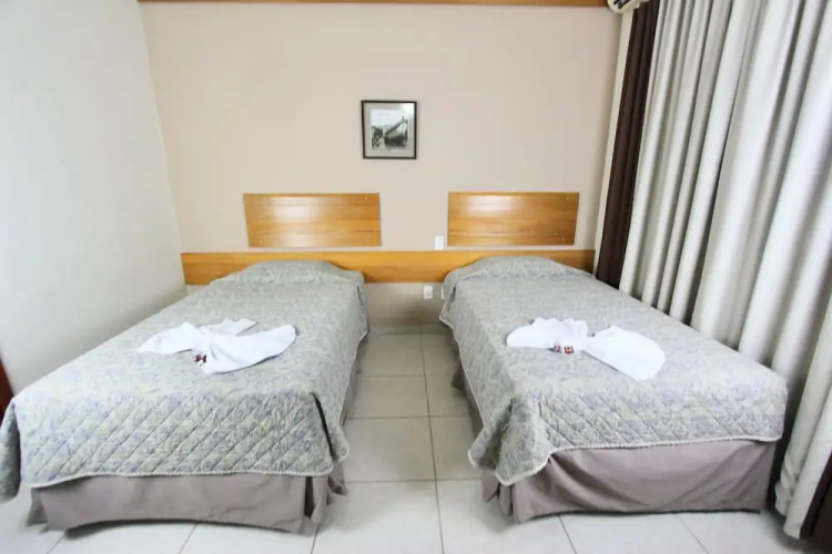 Prisma Plaza Hotel