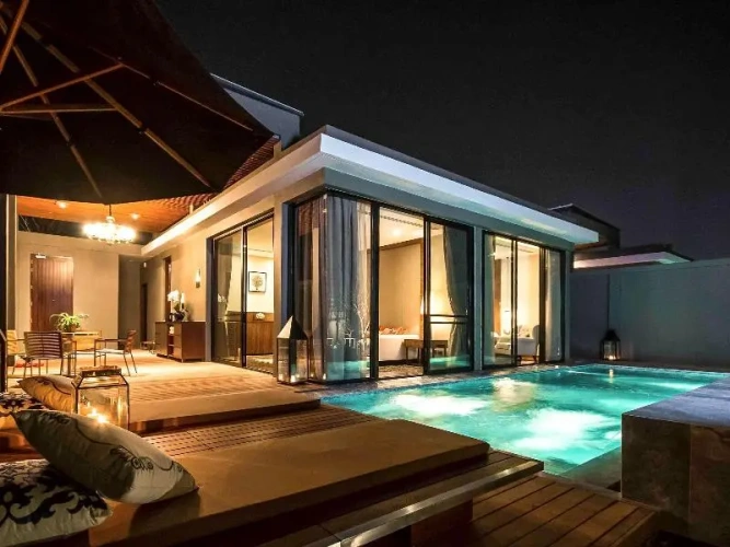 2 Bedrooms Villa