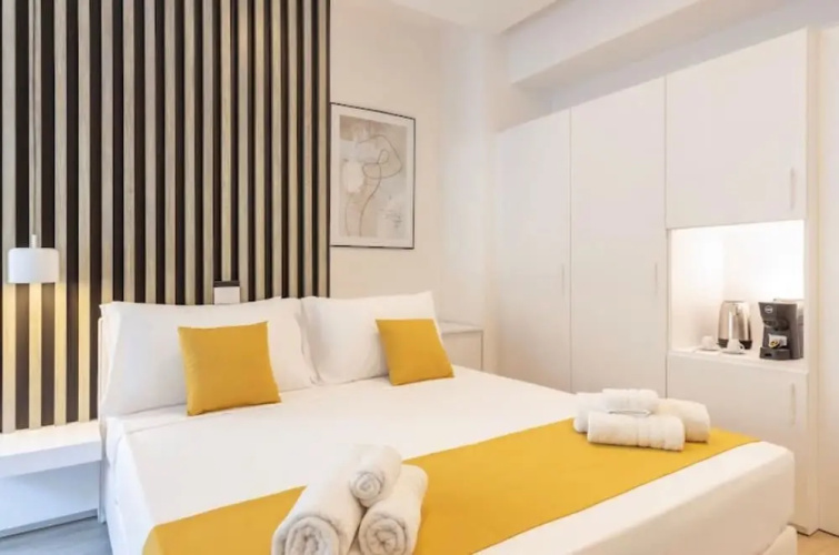 Metropolitan Rooms