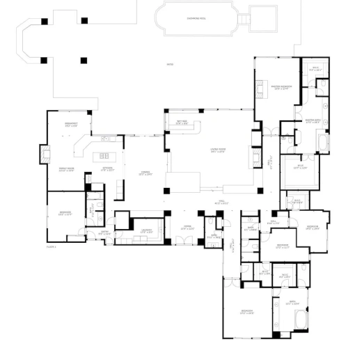 5 Bedrooms Villa