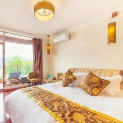 Lake View Hotel