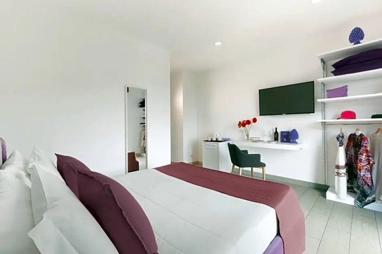 Eterea Charming Suites