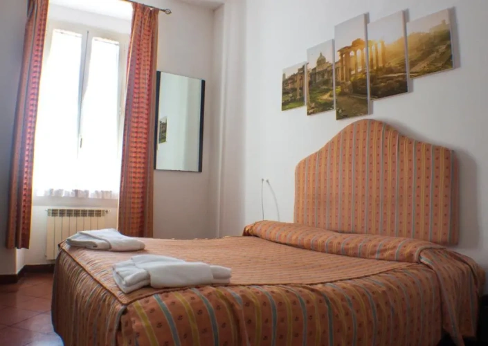 3 Bedrooms Apartment