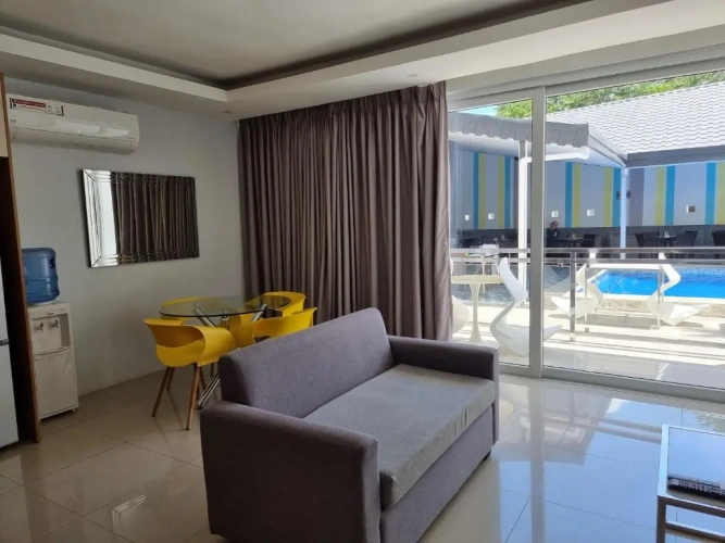 1 Bedroom Apartment