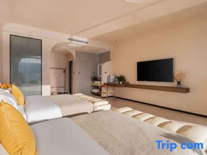 Standard Twin Family room with sea view