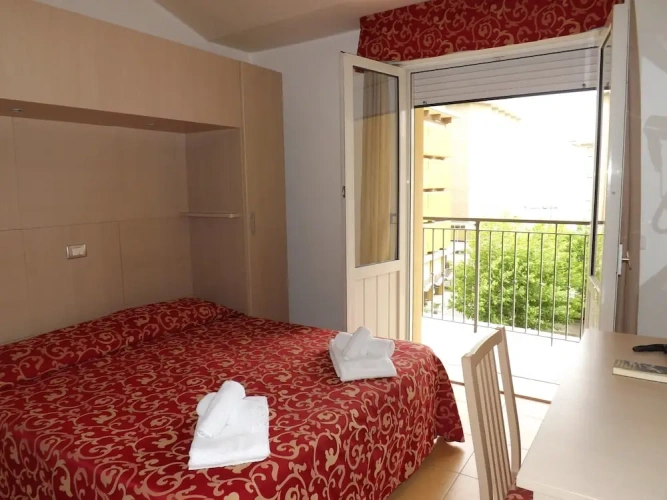 Superior Double room with balcony and with sea view