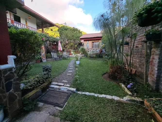 1961 Los Naranjos Hostal