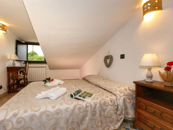 Peaceful Villa in Montefiascone with Bubble Bath
